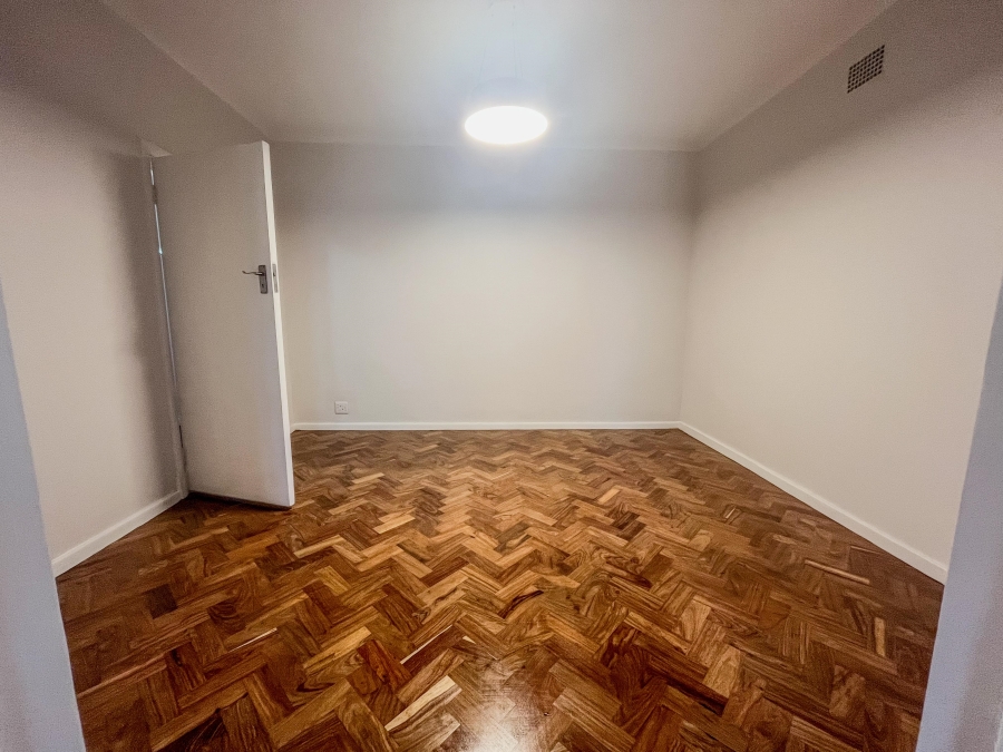 To Let 3 Bedroom Property for Rent in Pinelands Western Cape